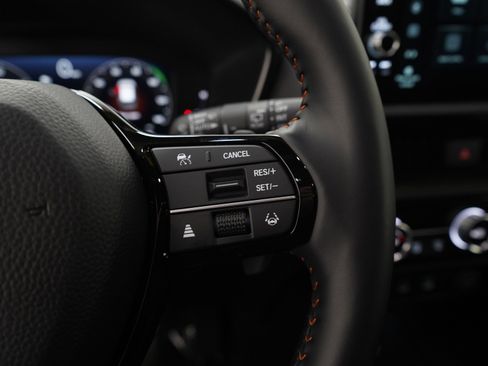 Used 2026 Honda CR-V Sport Touring image 28