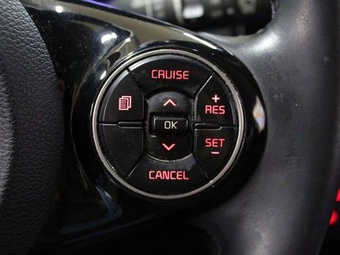 Used 2020 Kia Soul EX image 23