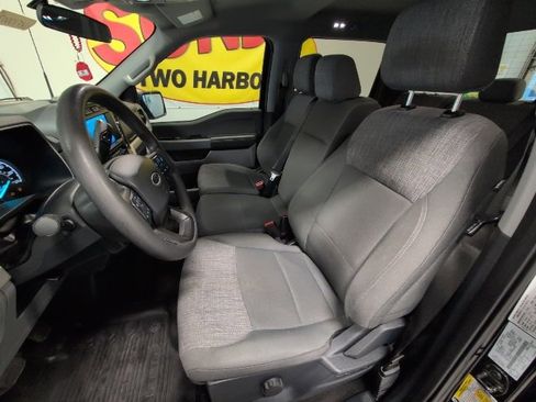 Used 2022 Ford F150 XLT image 15