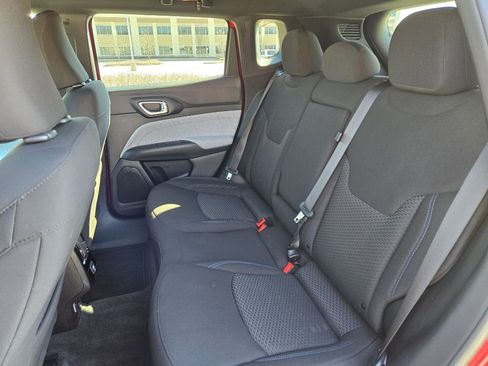 New 2023 Jeep Compass Sport image 26