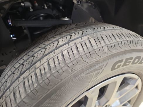 Used 2022 Toyota Tundra Platinum image 28