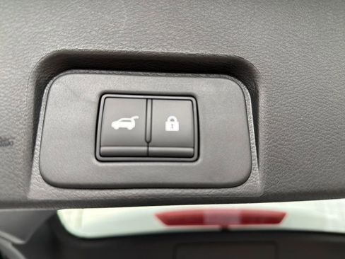 New 2026 Nissan Rogue SV image 15