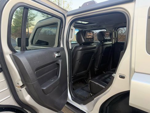 Used 2006 HUMMER H3 image 17