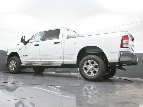 Used 2023 RAM 2500 Big Horn w/ Cold Weather Group AWD/4WD image 33