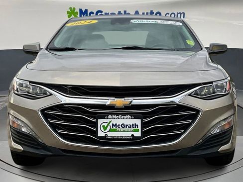 Used 2024 Chevrolet Malibu LT image 2
