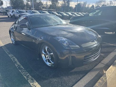 Used 2007 Nissan 350Z Touring image 1
