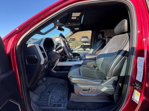 Used 2018 Ford F150 Lariat w/ Equipment Group 502A Luxury image 9