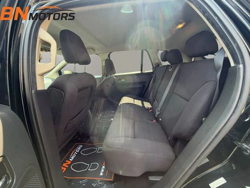 Used 2010 Ford Edge SEL AWD/4WD image 12