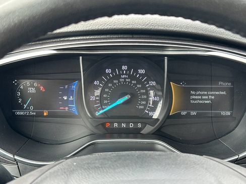 Used 2018 Ford Fusion Titanium AWD/4WD image 22