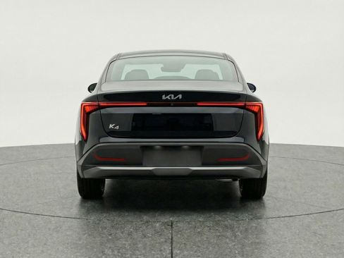 Used 2025 Kia K4 FWD image 6