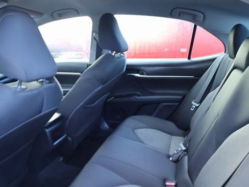 Certified 2020 Toyota Camry LE image 5