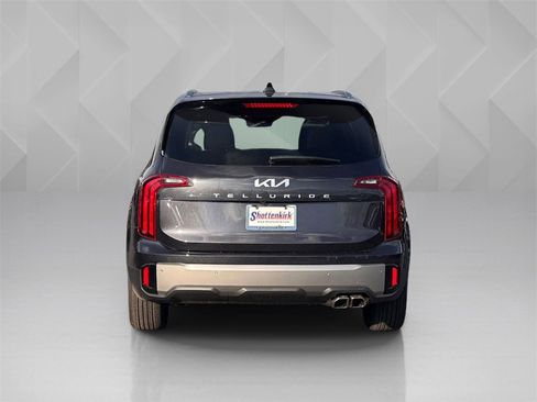 New 2025 Kia Telluride S image 6