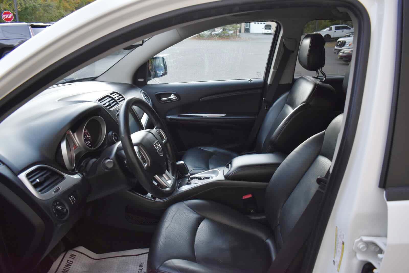 Used 2017 Dodge Journey GT FWD image 7