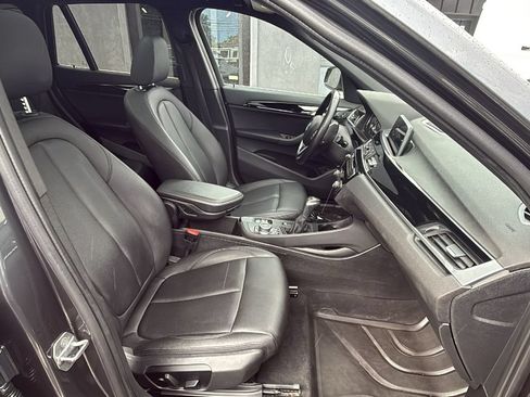 Used 2019 BMW X1 xDrive28i w/ Convenience Package AWD/4WD image 17
