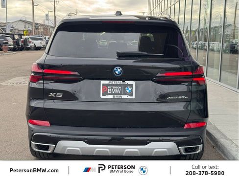 New 2026 BMW X5 xDrive50e w/ Premium Package AWD/4WD image 6