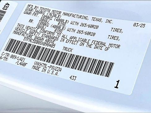 Used 2025 Toyota Tundra Platinum image 35