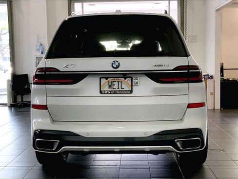 Certified 2023 BMW X7 xDrive40i w/ M Sport Package image 4