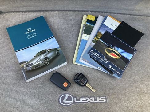 Used 2006 Lexus SC 430 Convertible image 34