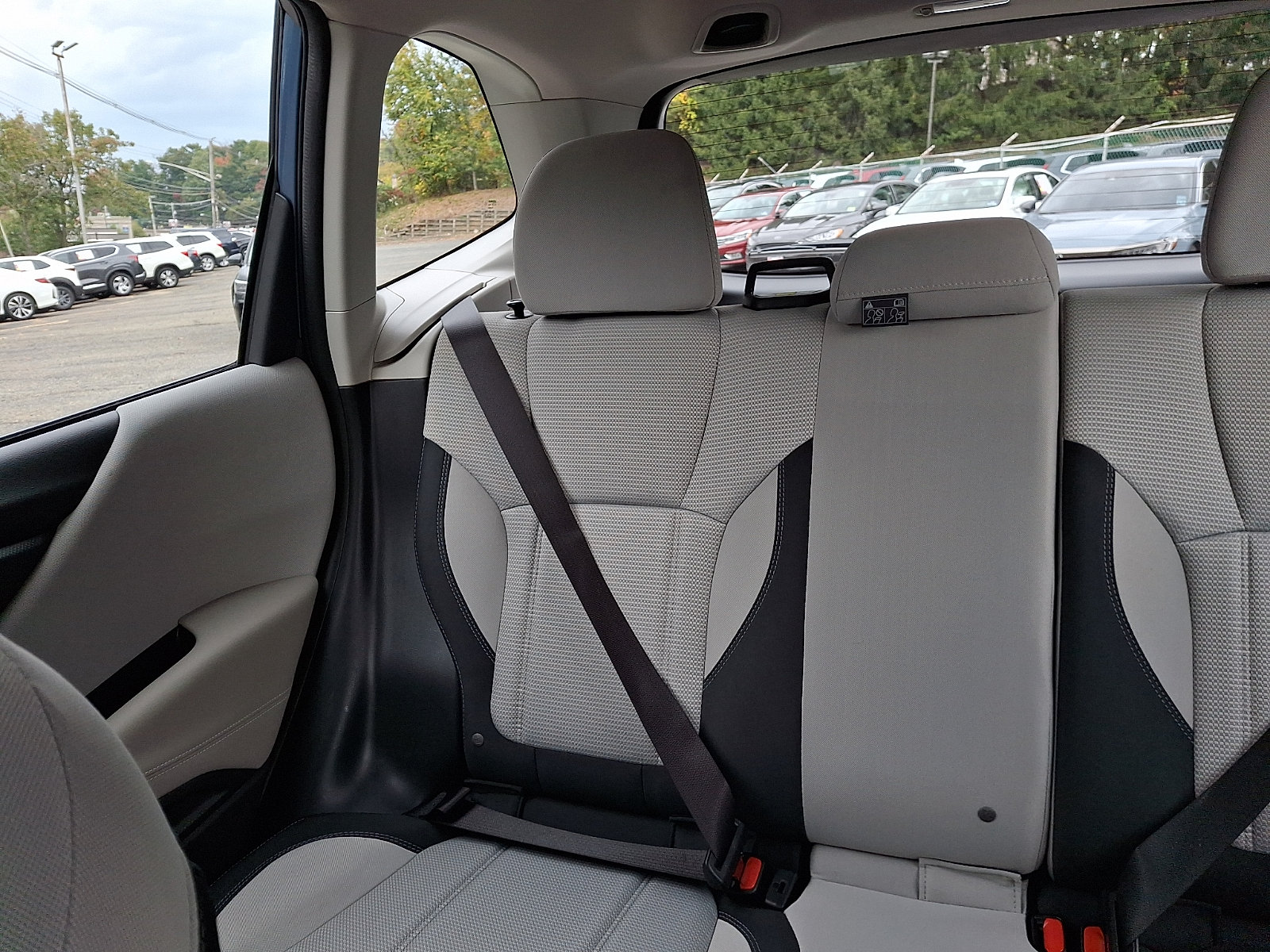 Used 2019 Subaru Forester AWD/4WD image 18