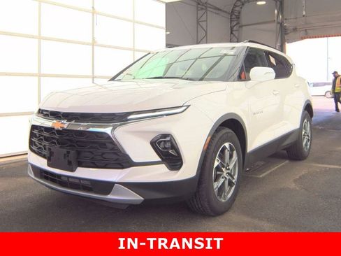 Used 2023 Chevrolet Blazer LT image 1