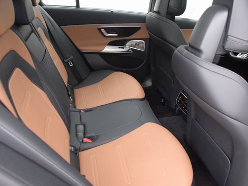 Used 2025 Mercedes-Benz E 53 AMG e 4MATIC Sedan image 18