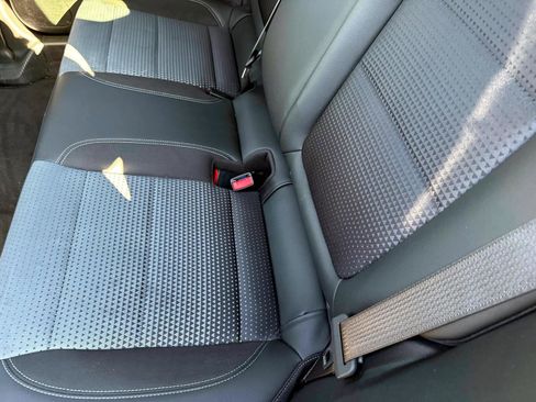 Certified 2025 Chevrolet Trax LT image 12