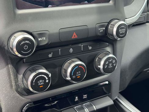Used 2023 RAM 1500 Big Horn AWD/4WD image 15