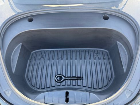 Used 2023 Tesla Model 3 Standard Range RWD image 22