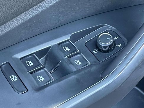 Used 2024 Volkswagen Jetta GLI Autobahn FWD image 15