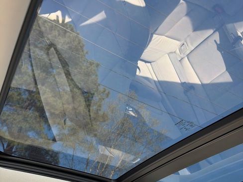 Used 2020 Volvo S60 T5 Momentum image 12