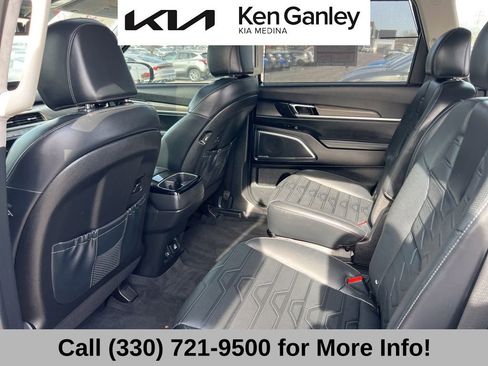 Certified 2022 Kia Telluride SX w/ SX Prestige Package image 51