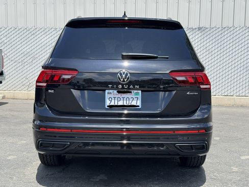 Used 2022 Volkswagen Tiguan SE R-Line AWD/4WD image 10