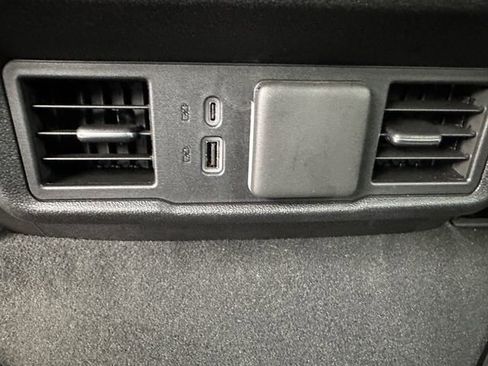 New 2025 GMC Sierra 1500 Elevation image 20