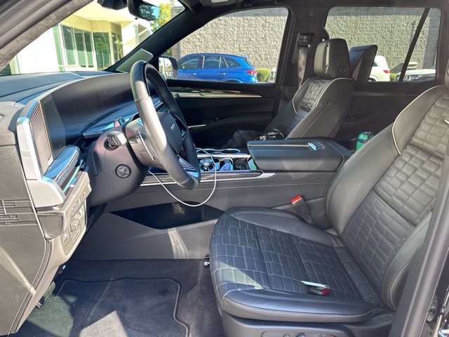Used 2026 Cadillac Escalade V AWD/4WD image 14