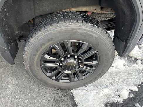 Used 2022 GMC Sierra 2500 Denali w/ Denali Black Diamond Edition image 51