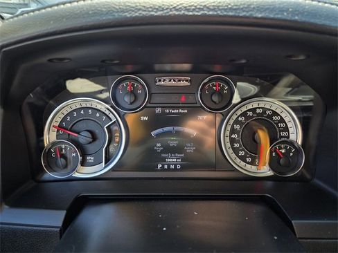 Used 2017 RAM 1500 Laramie image 32
