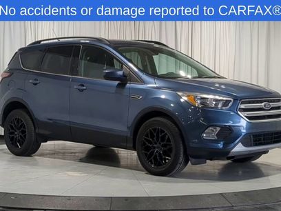 Used 2018 Ford Escape SE w/ SE Sync 3 Package