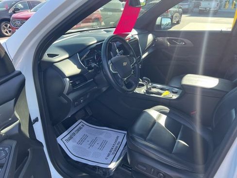 Used 2023 Chevrolet Traverse LT AWD/4WD image 13