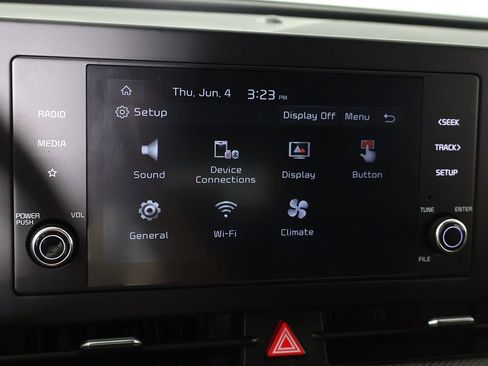 Used 2024 Kia Sportage LX AWD/4WD image 41