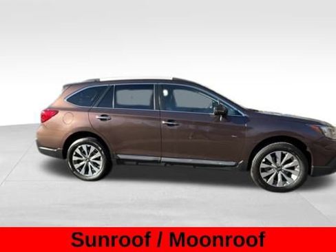 Used 2019 Subaru Outback 2.5i Touring w/ Popular Package #3A image 9