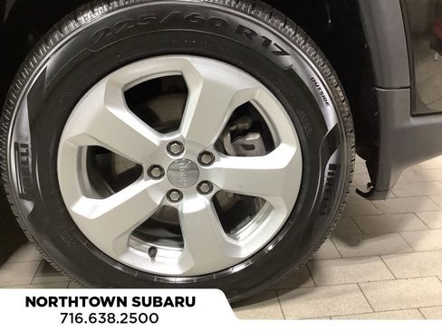 Used 2020 Jeep Compass Latitude w/ Cold Weather Group image 26