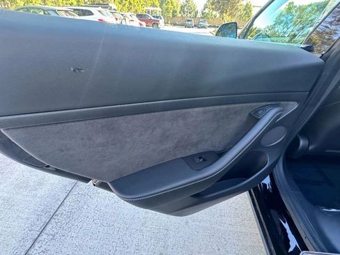 Used 2023 Tesla Model 3 Standard Range image 26