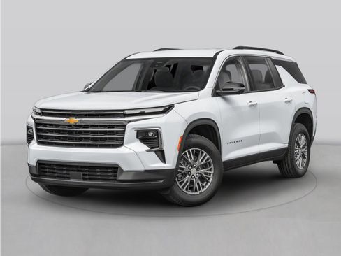Used 2026 Chevrolet Traverse LT w/ Midnight/Sport Edition FWD image 1