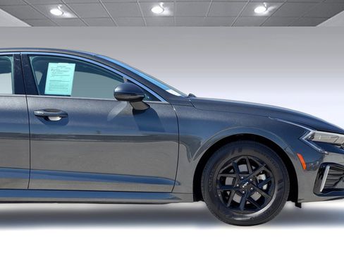 Used 2025 Kia K5 LXS FWD image 33
