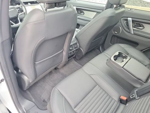 Used 2025 Land Rover Discovery Sport Dynamic SE AWD/4WD image 16