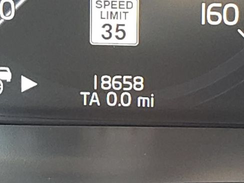 Used 2022 Volvo S60 B5 Momentum w/ Advanced Package AWD/4WD image 23