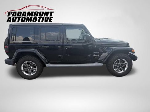 Used 2019 Jeep Wrangler Unlimited Sahara AWD/4WD image 9