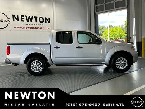 Used 2019 Nissan Frontier SV RWD image 4