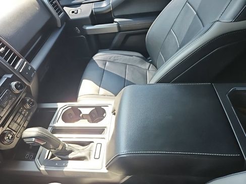 Used 2017 Ford F150 Raptor w/ Equipment Group 802A Luxury AWD/4WD image 25