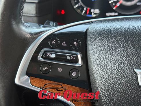 Used 2016 Cadillac Escalade Luxury AWD/4WD image 39